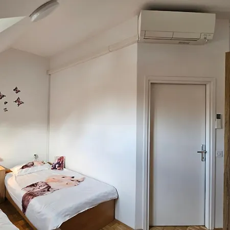 By Michelle * 卡特兹奥布萨维