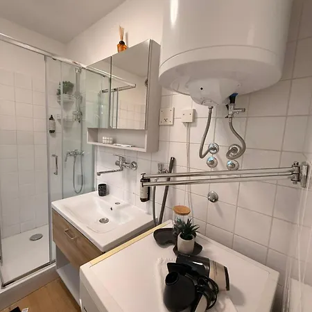 By Michelle - Terme Catez House