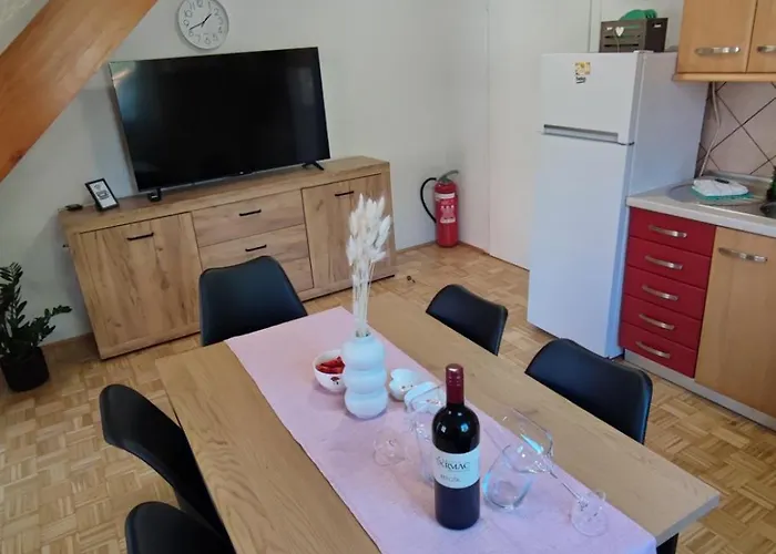 By Michelle - Terme Catez House