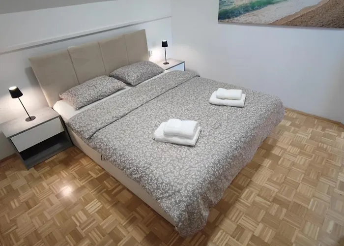 By Michelle - Terme Catez House Vakantiehuis *